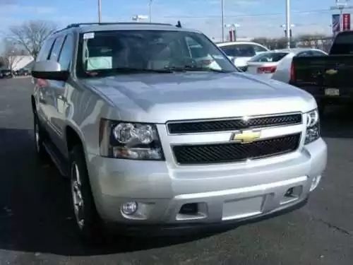 2013 Chevrolet Suburban 4WD SUV, Gcc spec.